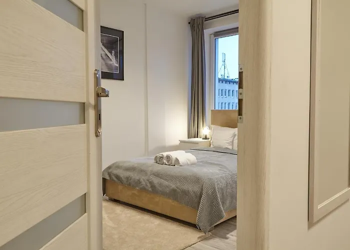 Oomph Warsaw Central Premium Apartments